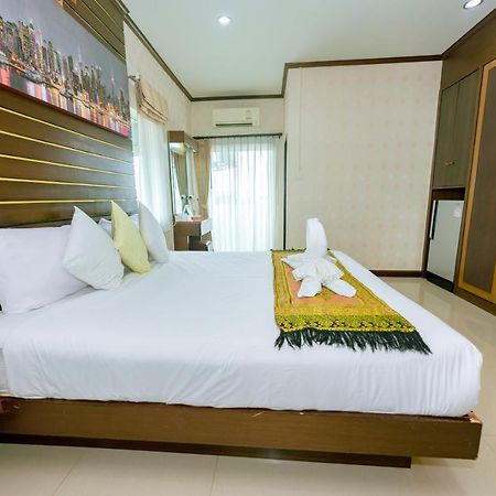 Bander Hotel Phu Khieo Екстер'єр фото