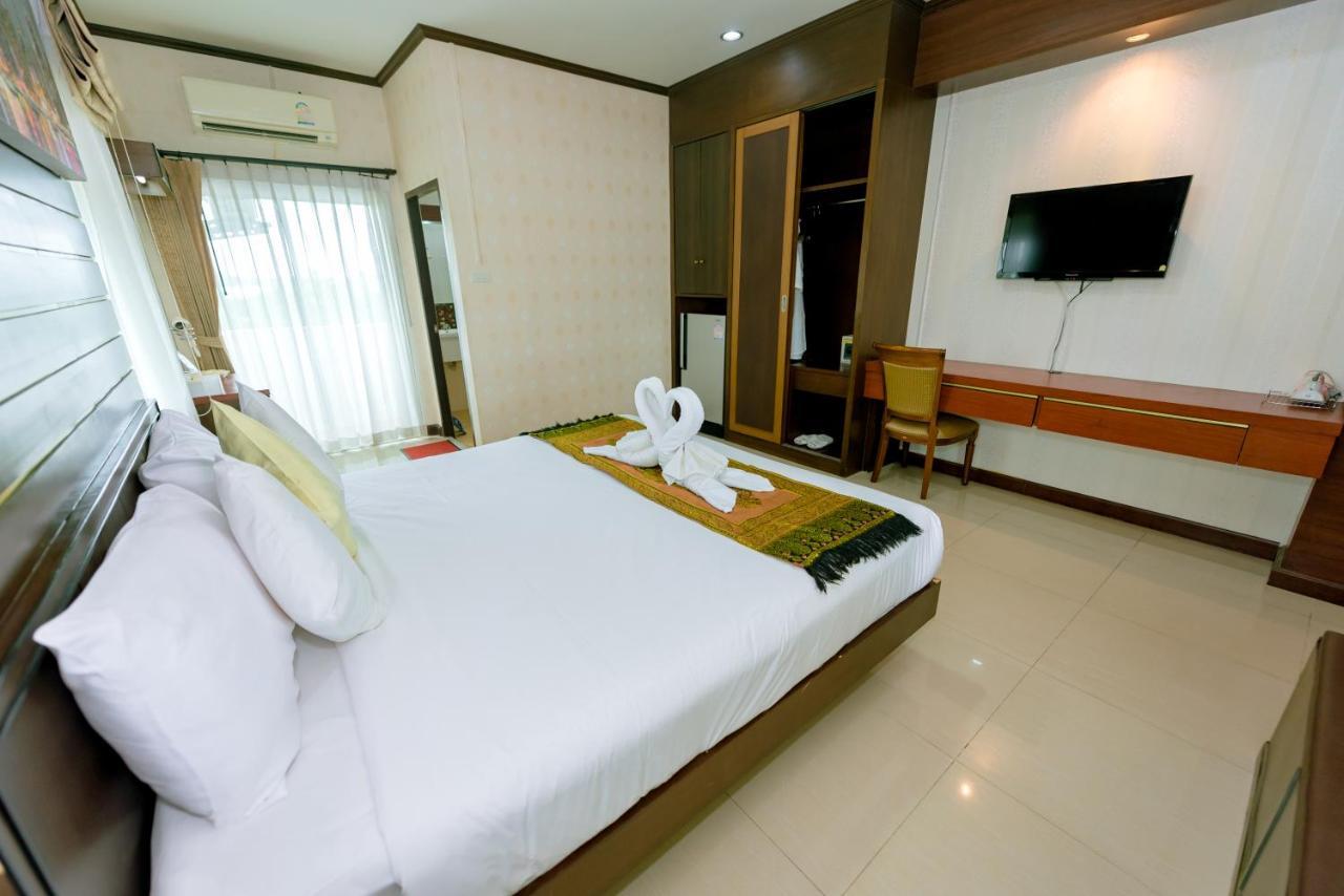 Bander Hotel Phu Khieo Екстер'єр фото