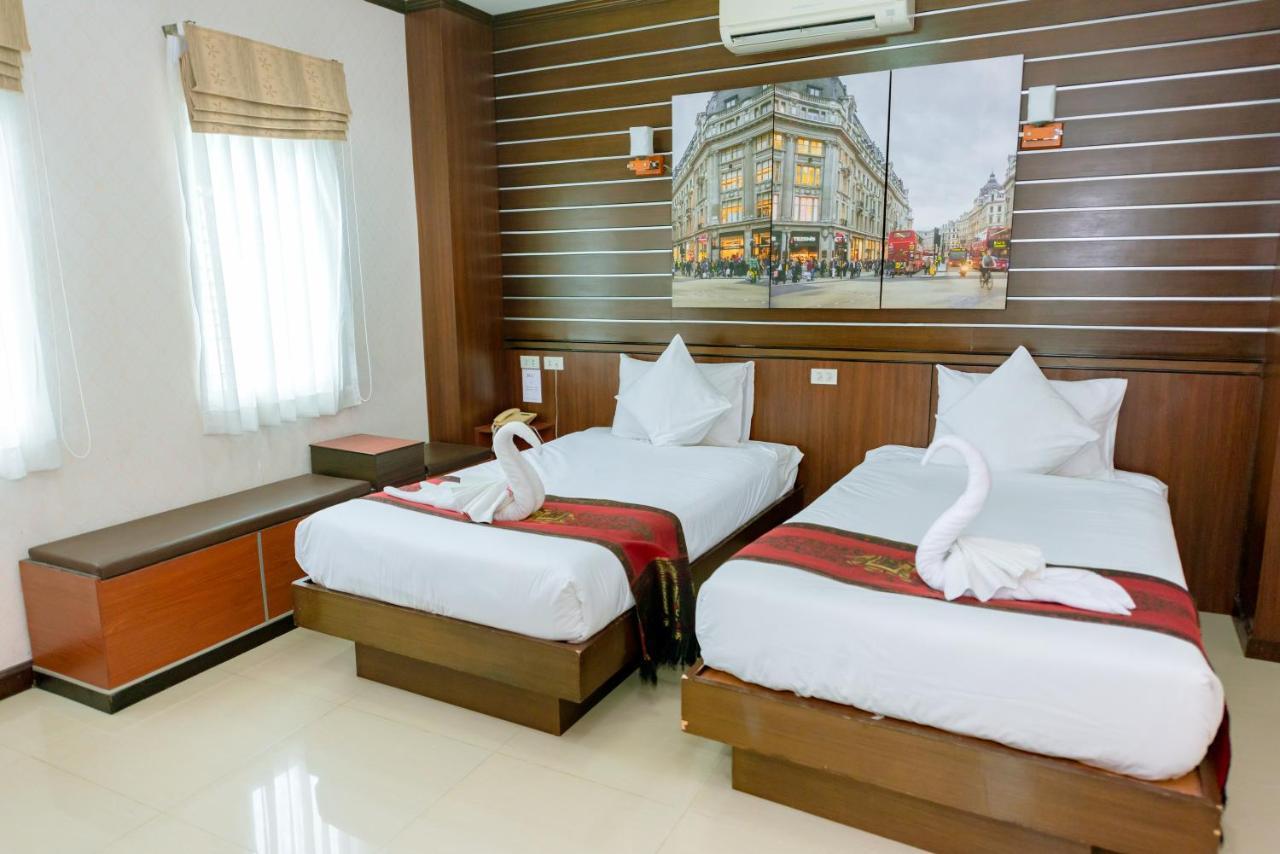 Bander Hotel Phu Khieo Екстер'єр фото